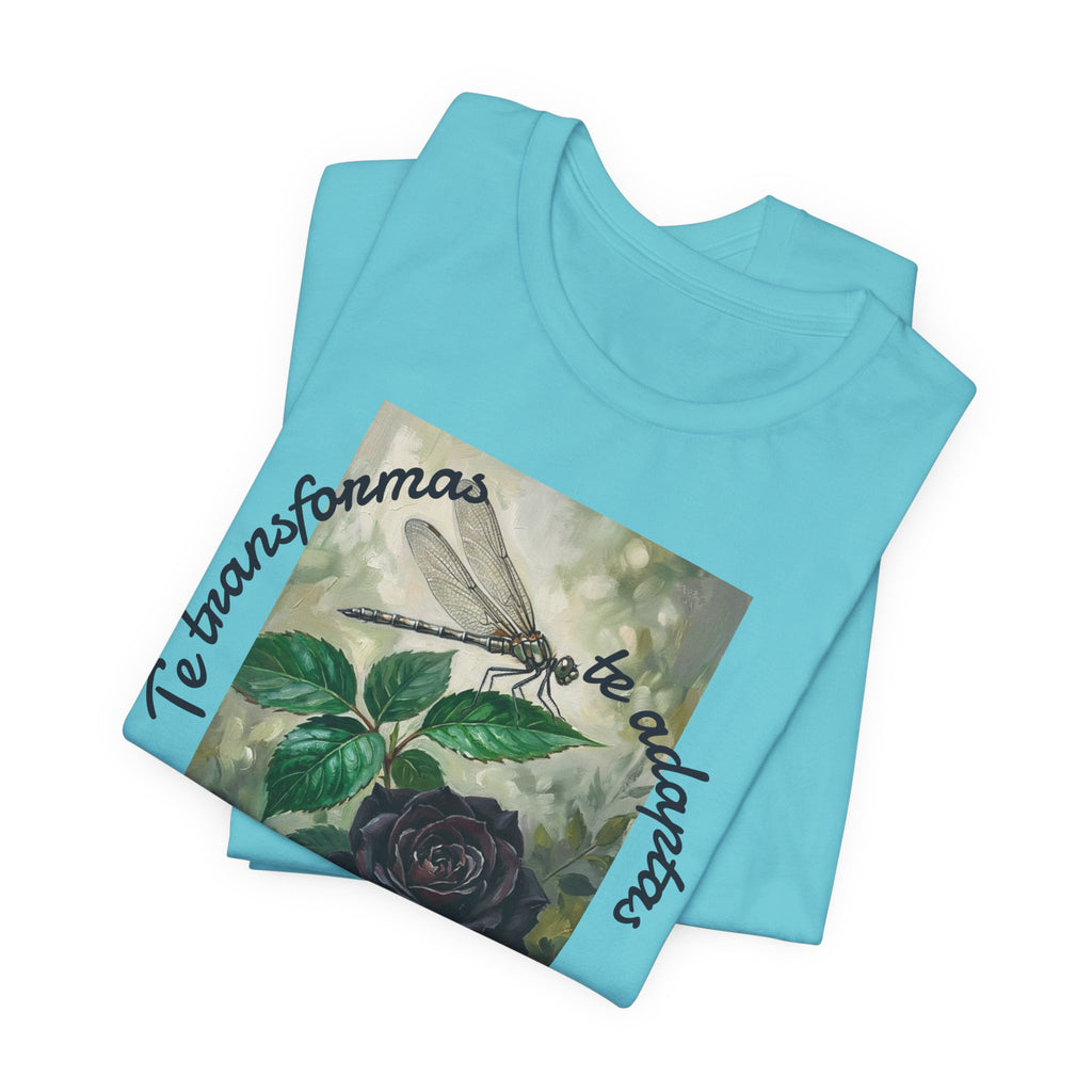 T‑Shirt — Vintage Botanical Dragonfly with Spanish Quote (“Te transformarás, te despertarás y evolucionas”)