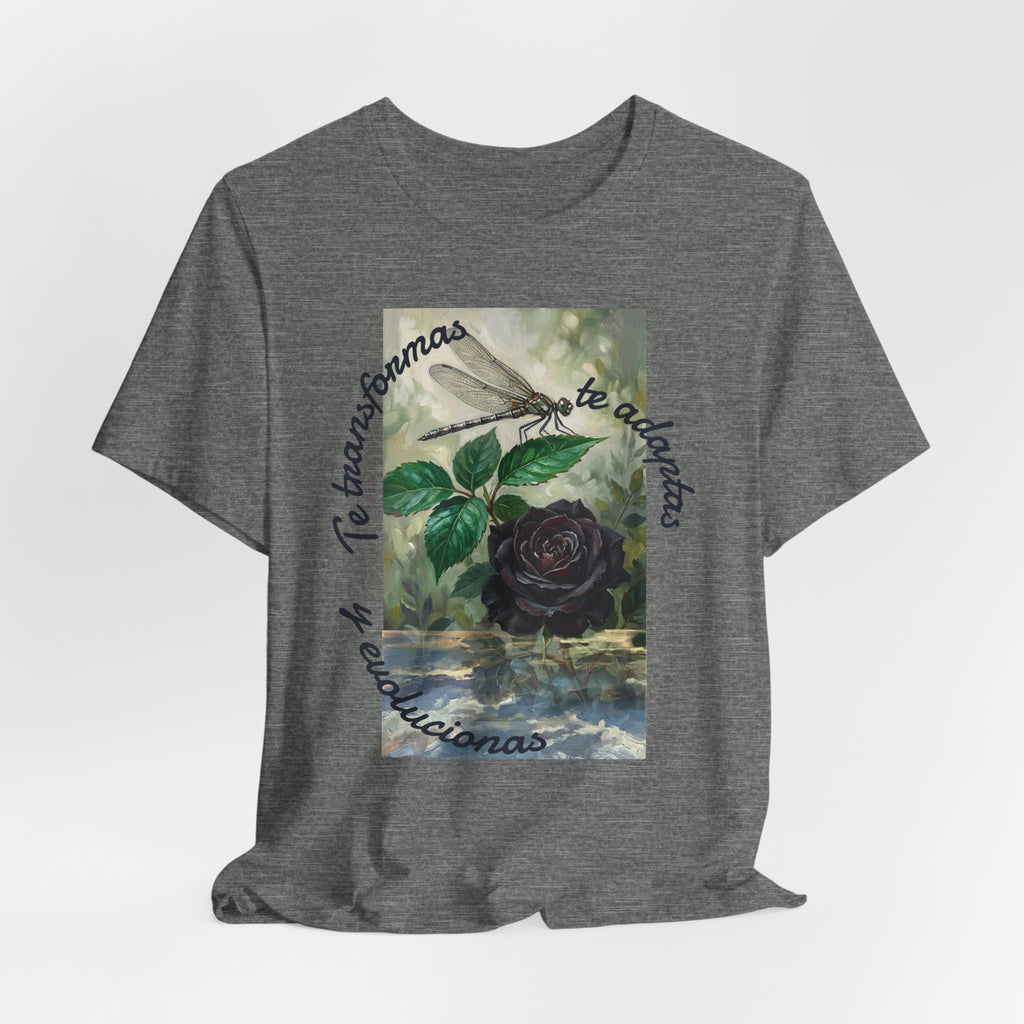 T‑Shirt — Vintage Botanical Dragonfly with Spanish Quote (“Te transformarás, te despertarás y evolucionas”)