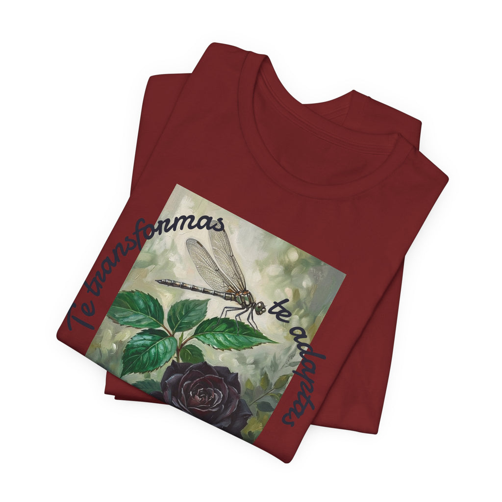 T‑Shirt — Vintage Botanical Dragonfly with Spanish Quote (“Te transformarás, te despertarás y evolucionas”)