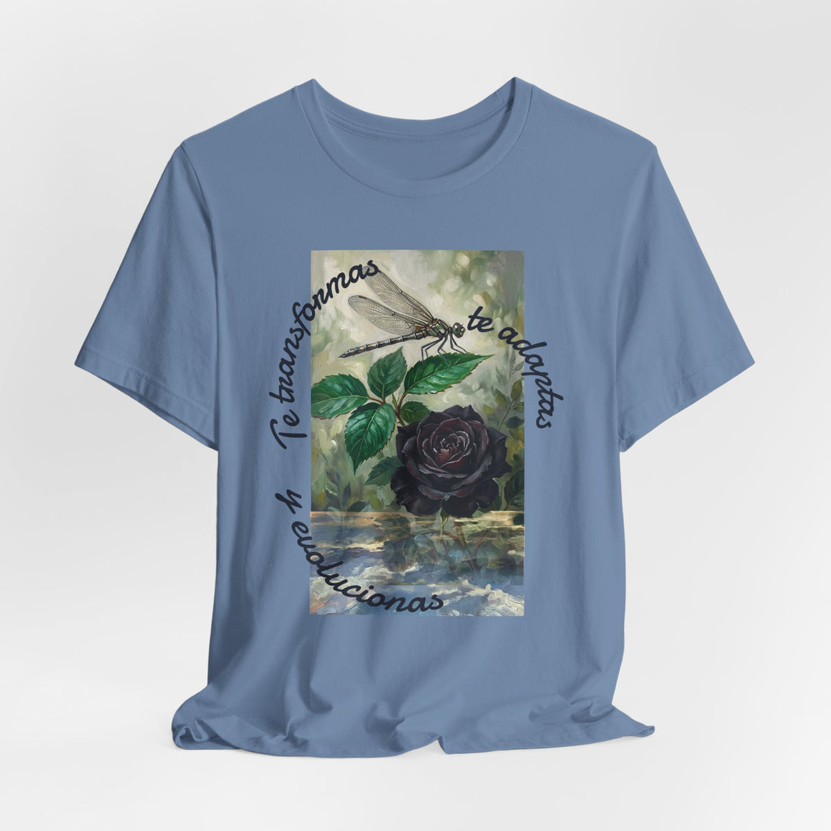 T‑Shirt — Vintage Botanical Dragonfly with Spanish Quote (“Te transformarás, te despertarás y evolucionas”)