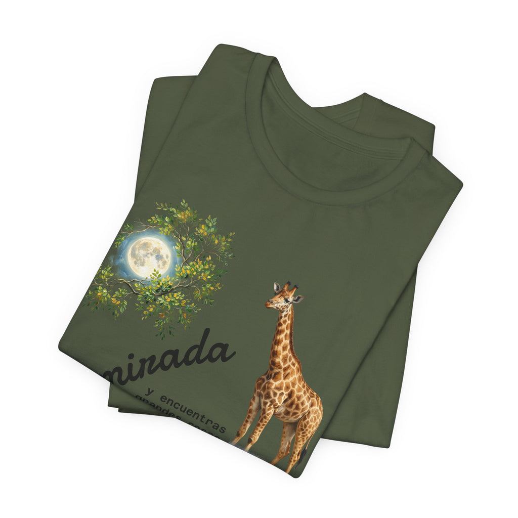 Giraffe Moon Tee — "Eleva tu mirada" Inspirational Graphic T-Shirt