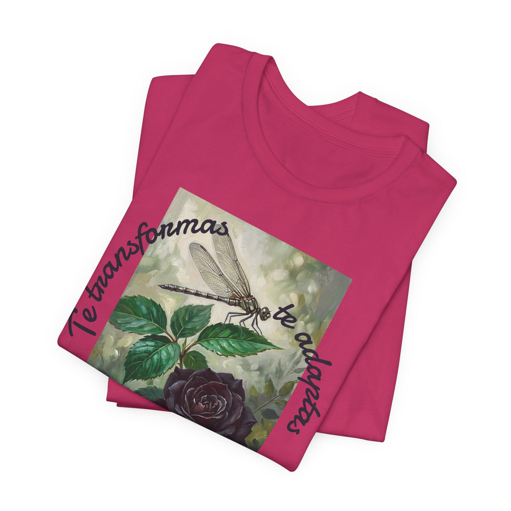 T‑Shirt — Vintage Botanical Dragonfly with Spanish Quote (“Te transformarás, te despertarás y evolucionas”)