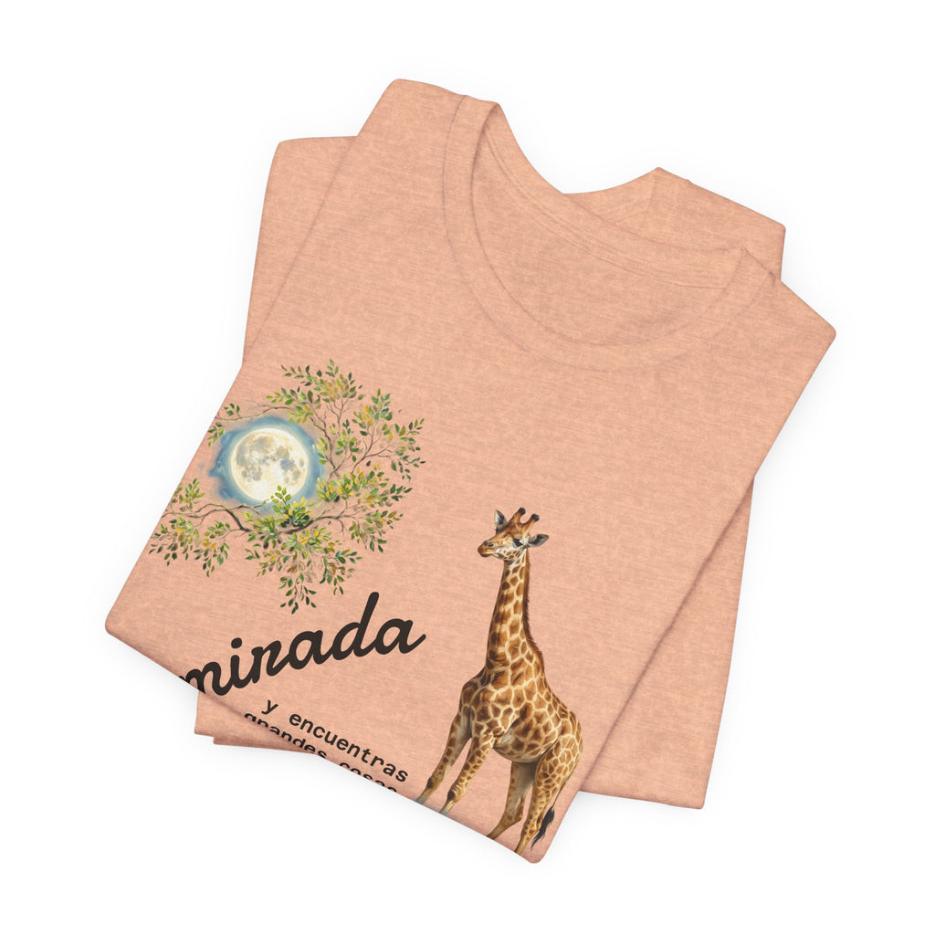 Giraffe Moon Tee — "Eleva tu mirada" Inspirational Graphic T-Shirt