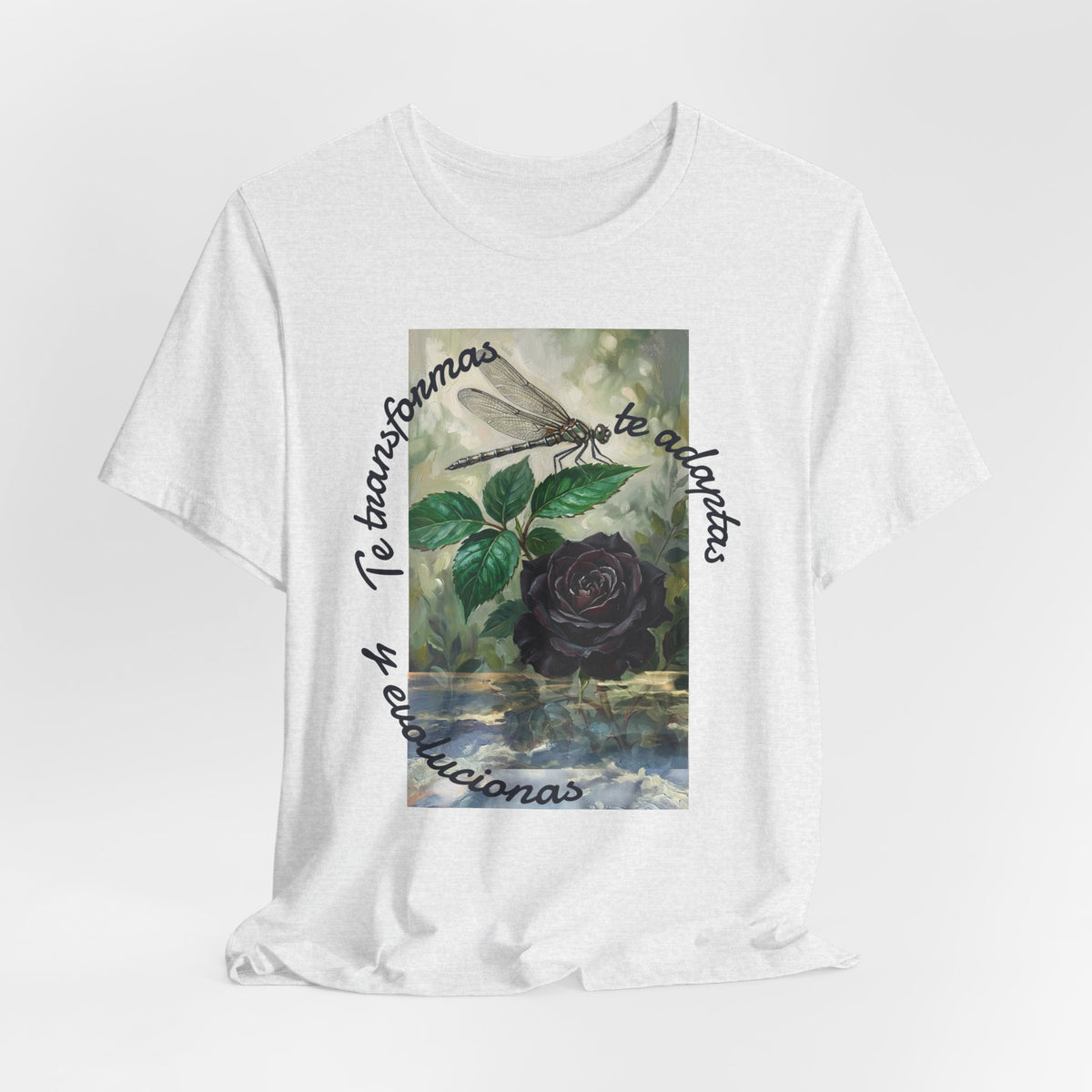 T‑Shirt — Vintage Botanical Dragonfly with Spanish Quote (“Te transformarás, te despertarás y evolucionas”)