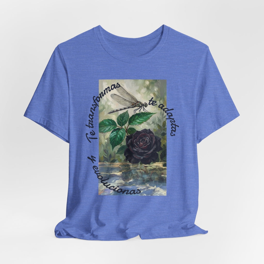T‑Shirt — Vintage Botanical Dragonfly with Spanish Quote (“Te transformarás, te despertarás y evolucionas”)