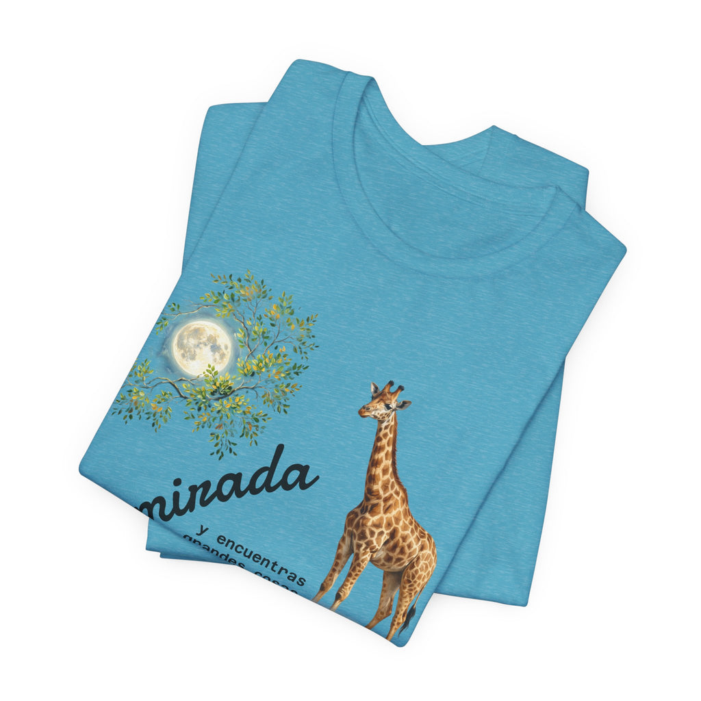 Giraffe Moon Tee — "Eleva tu mirada" Inspirational Graphic T-Shirt
