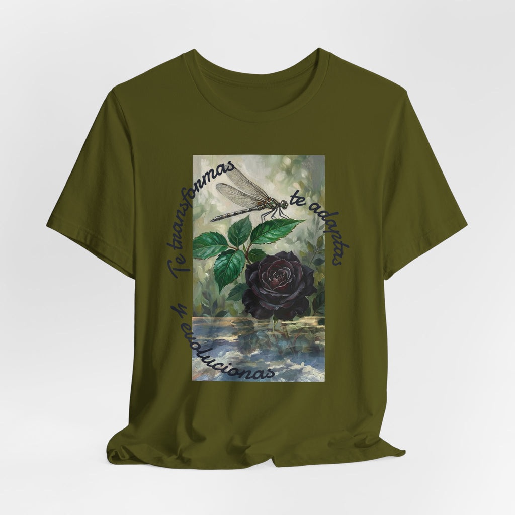 T‑Shirt — Vintage Botanical Dragonfly with Spanish Quote (“Te transformarás, te despertarás y evolucionas”)