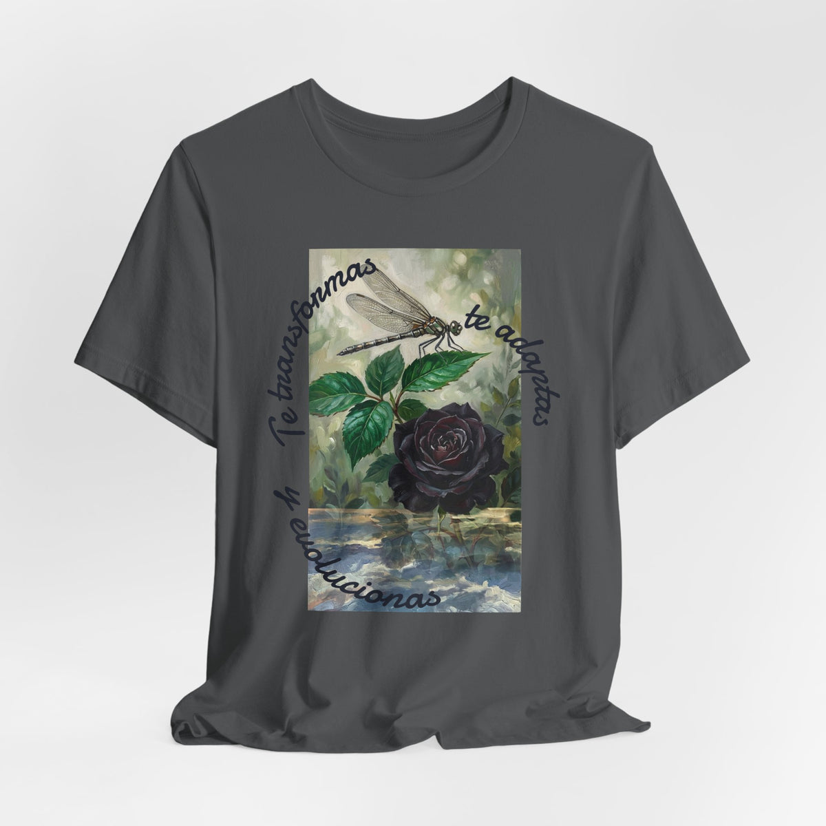 T‑Shirt — Vintage Botanical Dragonfly with Spanish Quote (“Te transformarás, te despertarás y evolucionas”)
