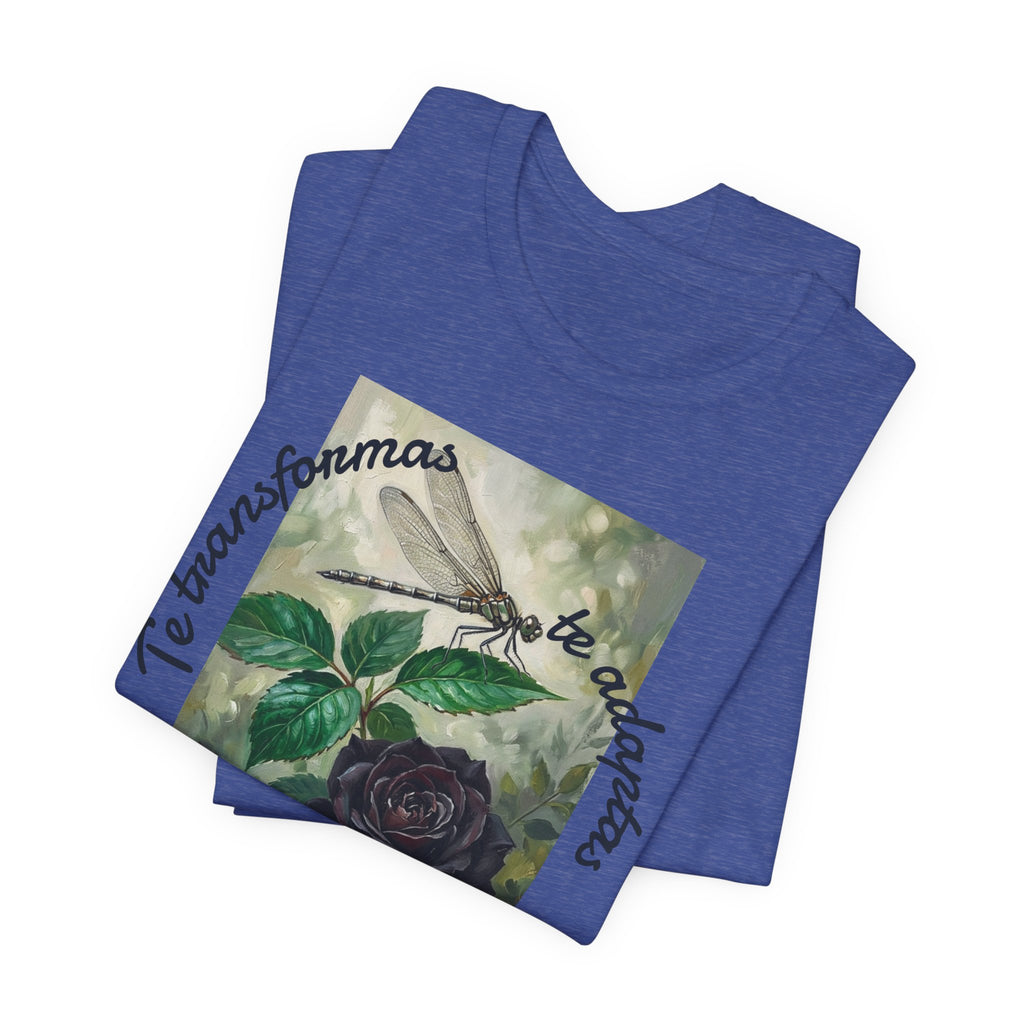 T‑Shirt — Vintage Botanical Dragonfly with Spanish Quote (“Te transformarás, te despertarás y evolucionas”)