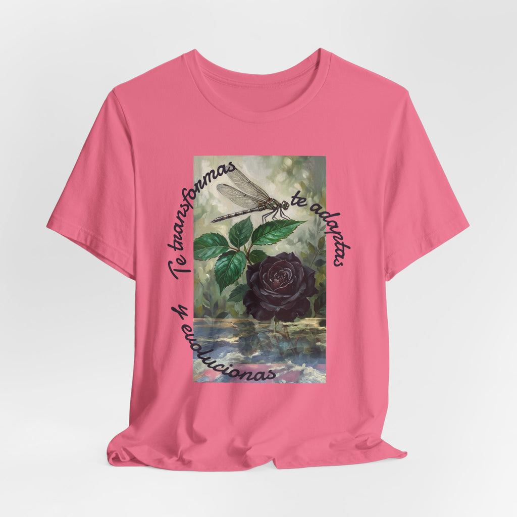T‑Shirt — Vintage Botanical Dragonfly with Spanish Quote (“Te transformarás, te despertarás y evolucionas”)