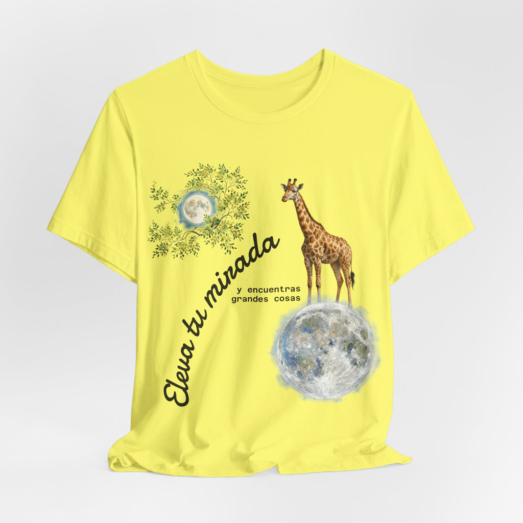 Giraffe Moon Tee — "Eleva tu mirada" Inspirational Graphic T-Shirt