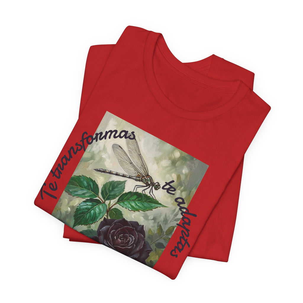 T‑Shirt — Vintage Botanical Dragonfly with Spanish Quote (“Te transformarás, te despertarás y evolucionas”)