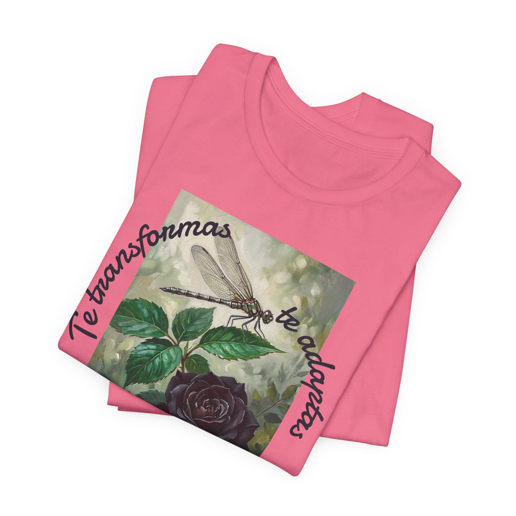 T‑Shirt — Vintage Botanical Dragonfly with Spanish Quote (“Te transformarás, te despertarás y evolucionas”)