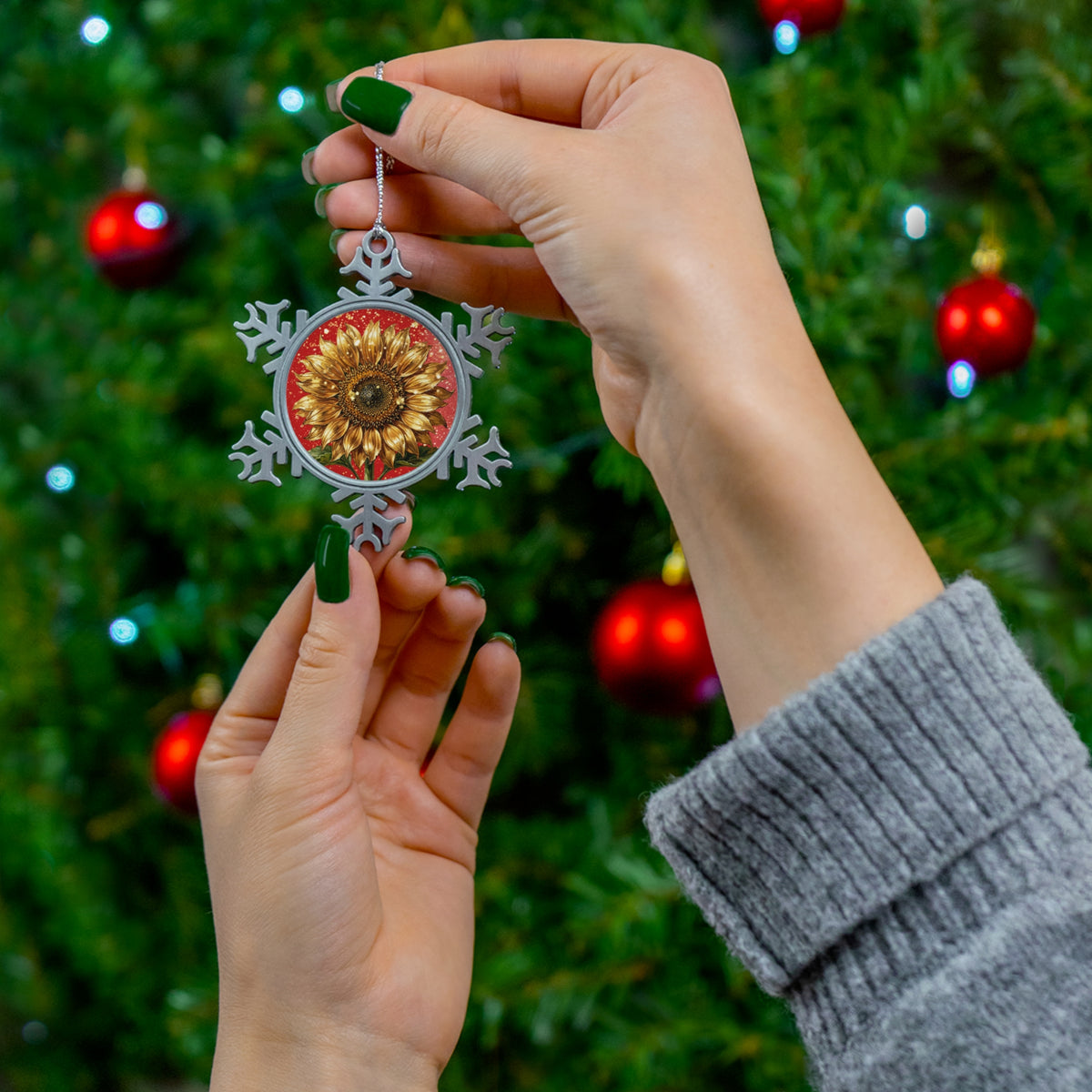 Pewter Snowflake Ornament with Sunflower Medallion – Holiday Christmas Tree Decoration