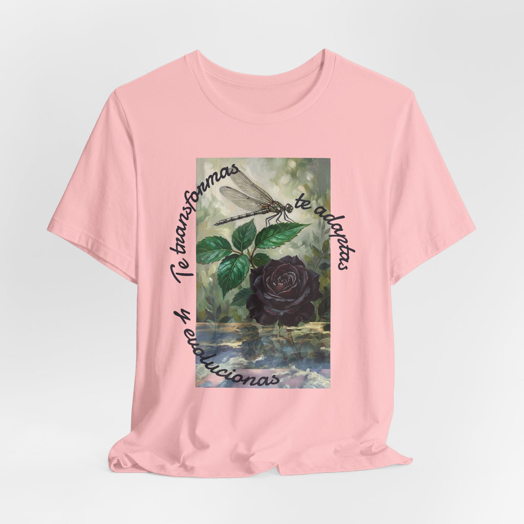 T‑Shirt — Vintage Botanical Dragonfly with Spanish Quote (“Te transformarás, te despertarás y evolucionas”)