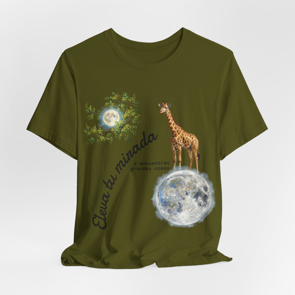 Giraffe Moon Tee — "Eleva tu mirada" Inspirational Graphic T-Shirt