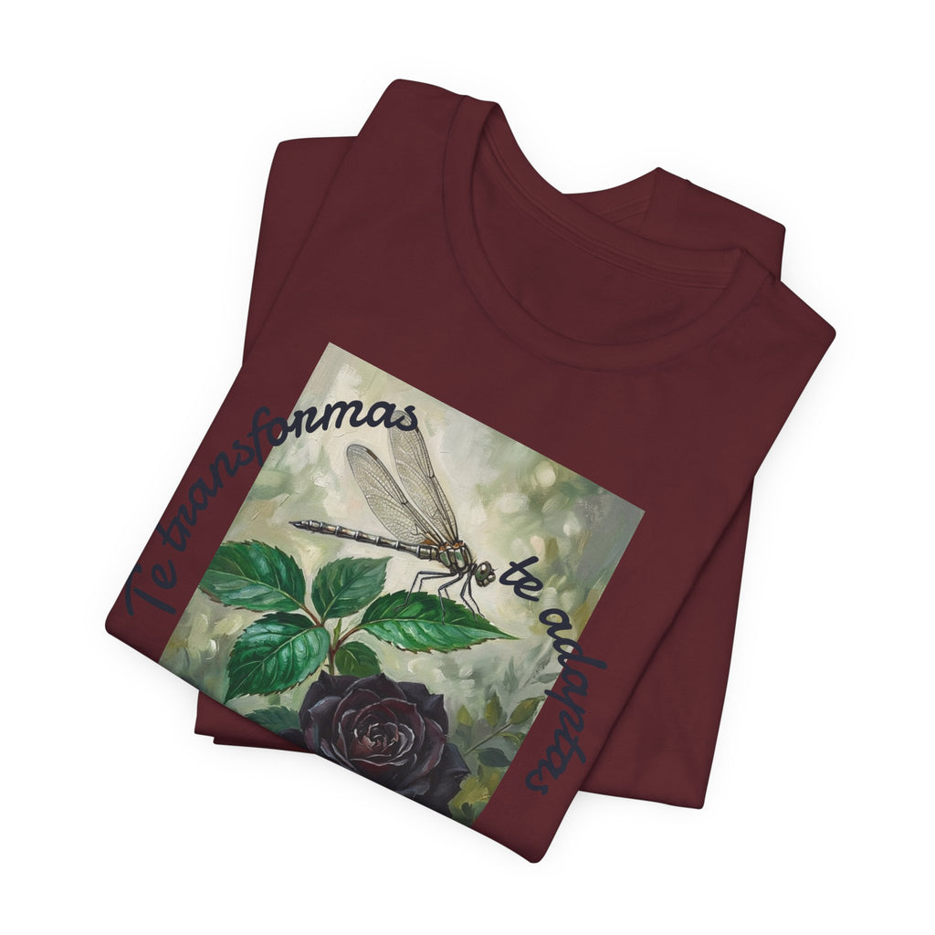 T‑Shirt — Vintage Botanical Dragonfly with Spanish Quote (“Te transformarás, te despertarás y evolucionas”)