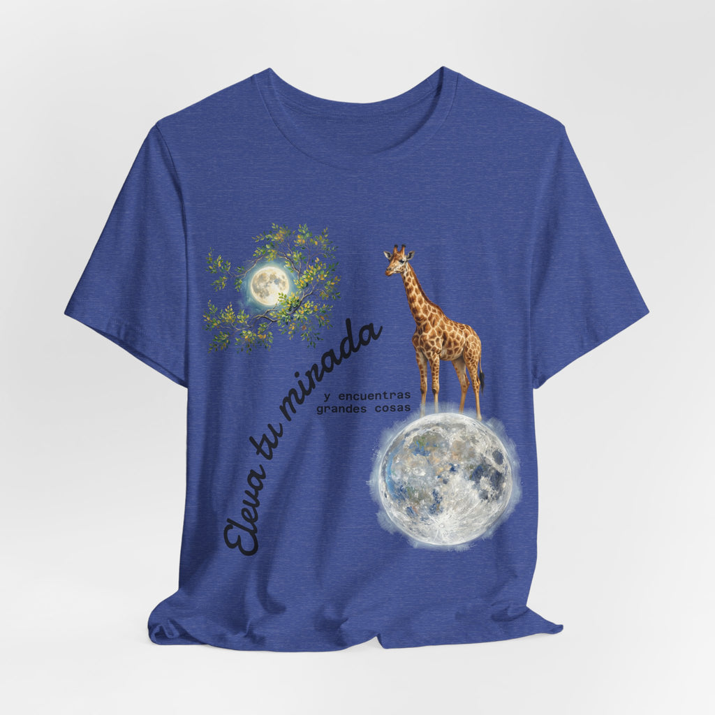 Giraffe Moon Tee — "Eleva tu mirada" Inspirational Graphic T-Shirt