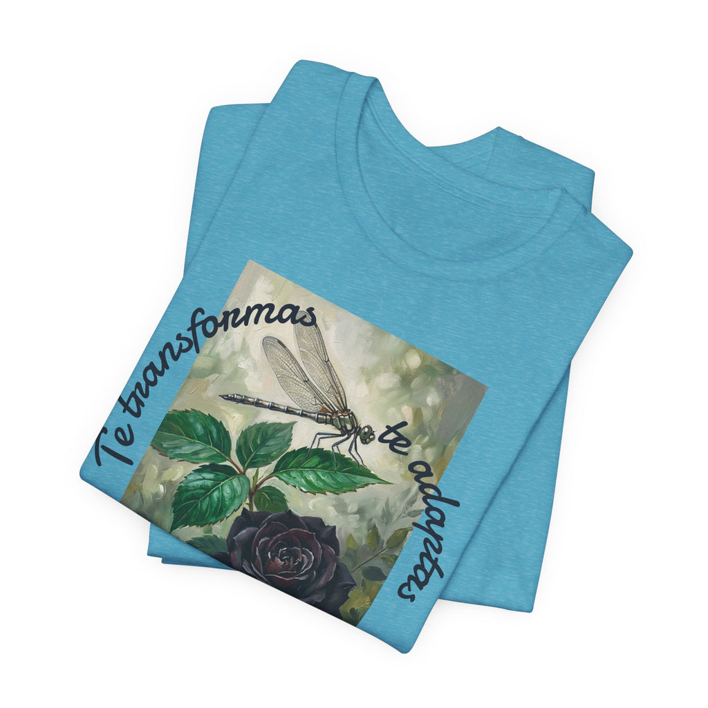 T‑Shirt — Vintage Botanical Dragonfly with Spanish Quote (“Te transformarás, te despertarás y evolucionas”)