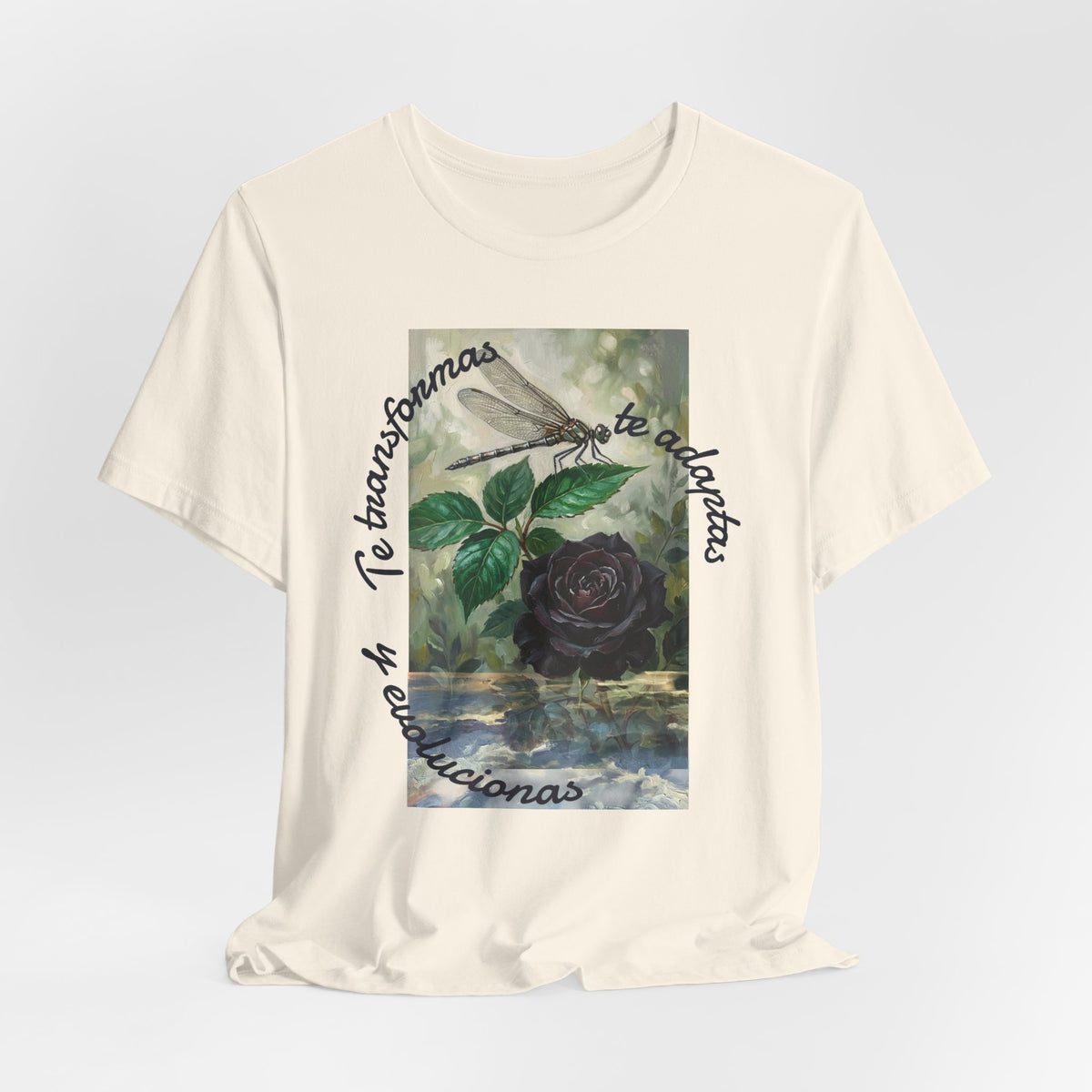 T‑Shirt — Vintage Botanical Dragonfly with Spanish Quote (“Te transformarás, te despertarás y evolucionas”)