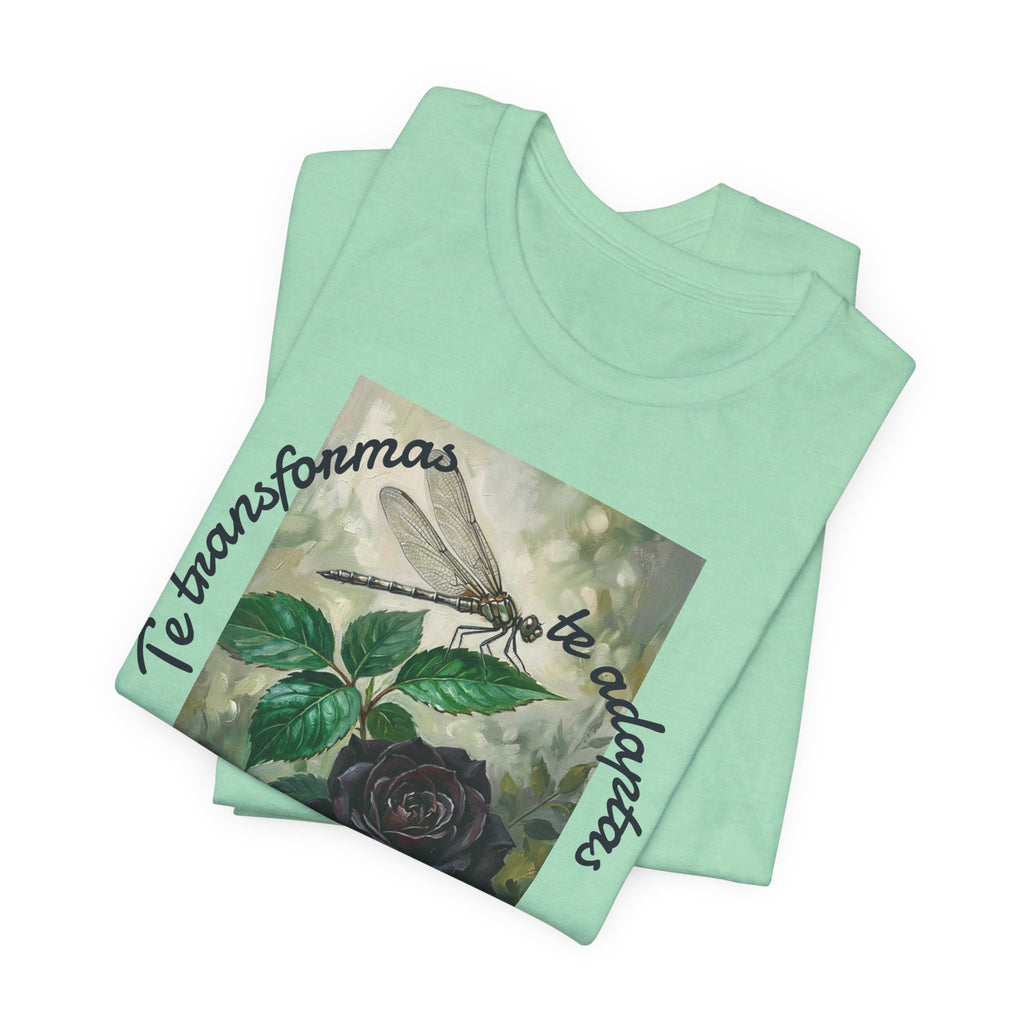 T‑Shirt — Vintage Botanical Dragonfly with Spanish Quote (“Te transformarás, te despertarás y evolucionas”)