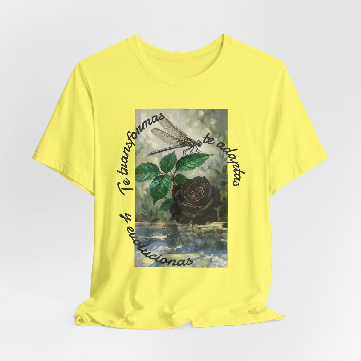 T‑Shirt — Vintage Botanical Dragonfly with Spanish Quote (“Te transformarás, te despertarás y evolucionas”)