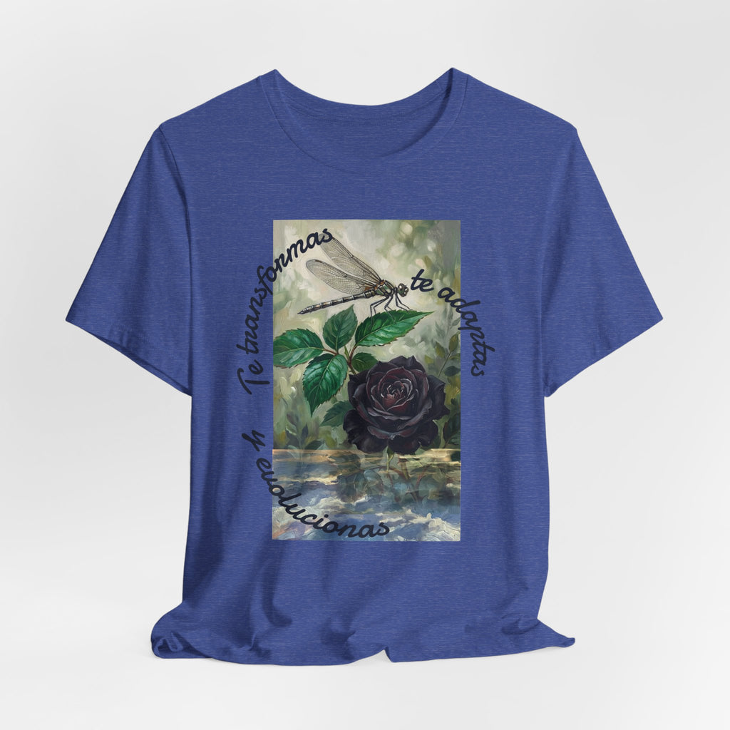 T‑Shirt — Vintage Botanical Dragonfly with Spanish Quote (“Te transformarás, te despertarás y evolucionas”)