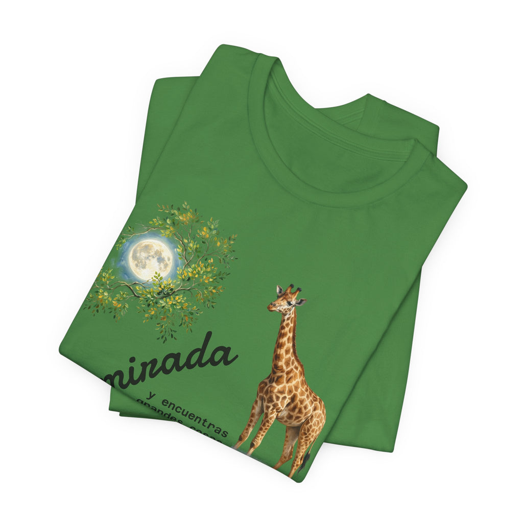 Giraffe Moon Tee — "Eleva tu mirada" Inspirational Graphic T-Shirt